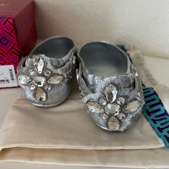 Tory Burch MINNIE EMBELLISHED TWO WAY BALLET FLATS - Picture 2 of 4